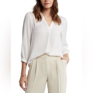 Vince Camuto Long Sleeve Rumple Satin Top in Ivory | Size: XL |